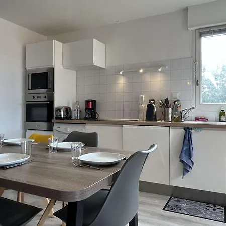 Apartament 3 Pieces 5 Couchages Sur Bn050-h03 *
